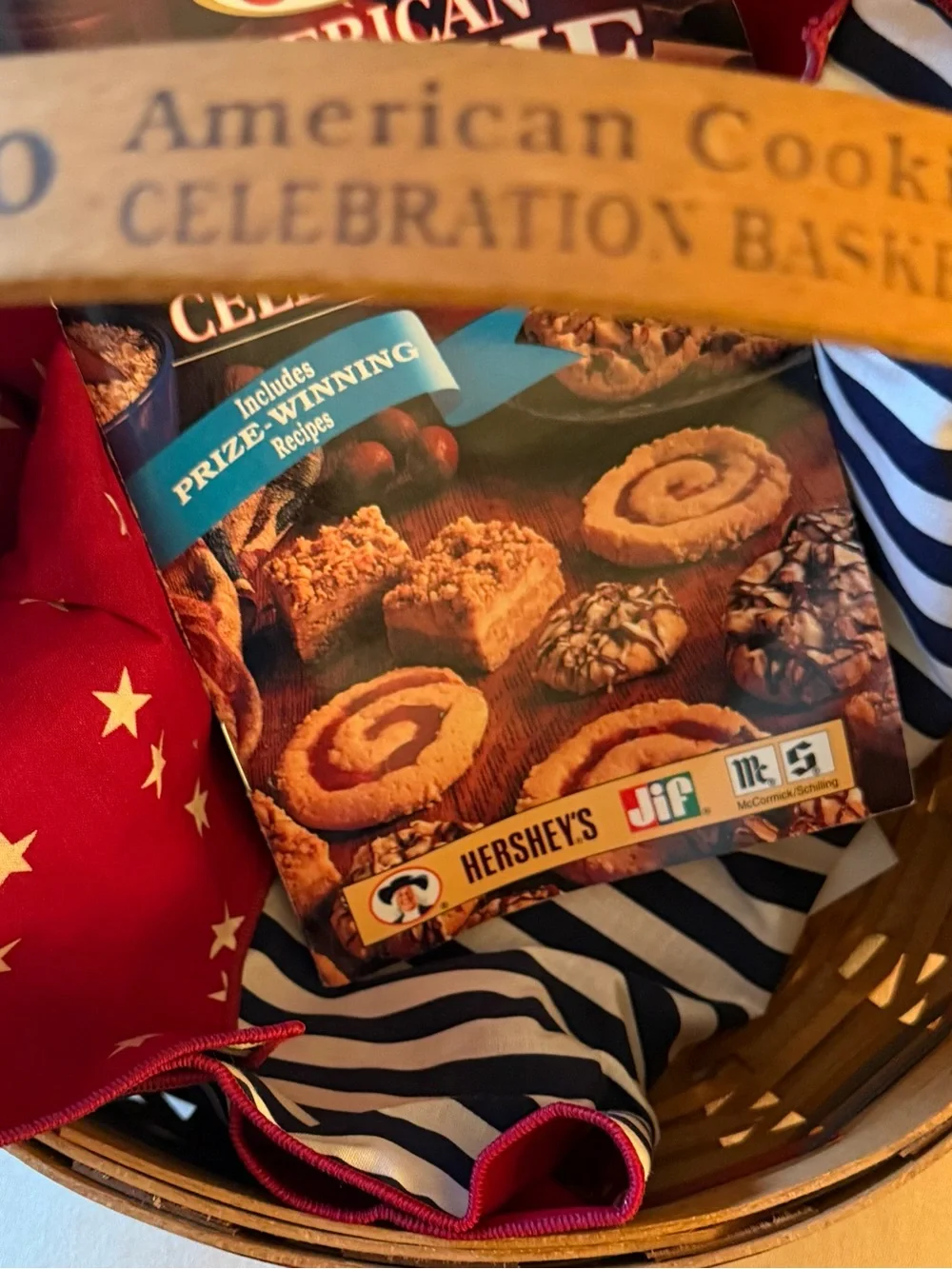 LONGABERGER 1992 CRISCO AMERICAN COOKIE BASKET SET